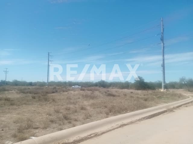 Terreno en venta comercial en Fraccionamiento California Residencial de Hermosillo, Sonora.