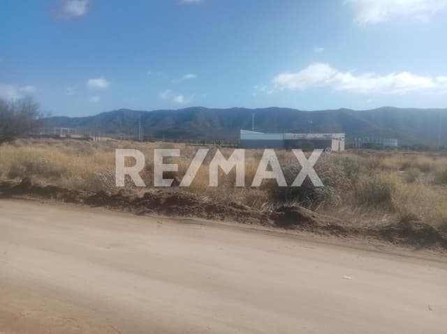 Terreno en venta comercial en Puerta del Rey Residencial de Hermosillo, Sonora.