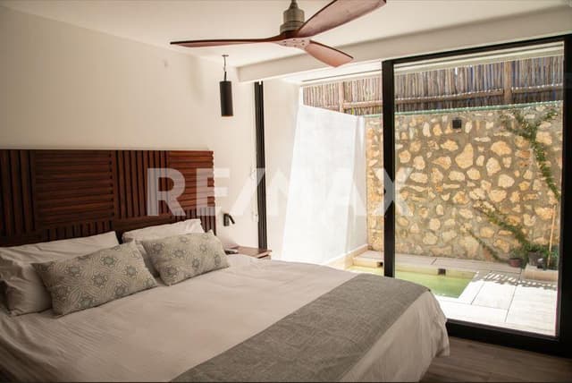 DEPA B 201 PLUNGE 1 BR 1 Bath