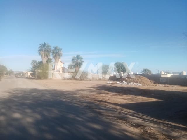 Terreno en venta comercial en Puerta Real Residencial de Hermosillo, Sonora.