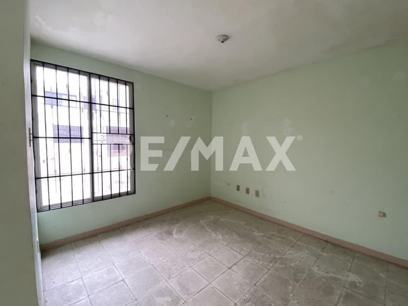 CASA EN VENTA - COL IGNACIO ROMERO, TAMPICO