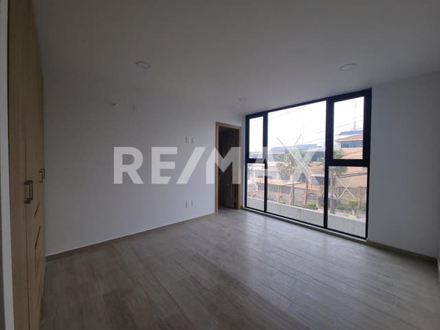 DEPARTAMENTO EN VENTA - CUADRA RESIDENCIAL