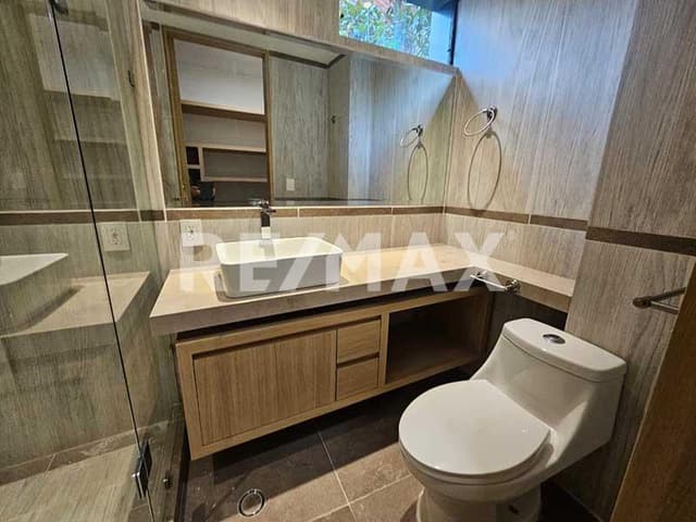 Departamento Nuevo en Venta con Terraza en Fuente de Pirámides 124
