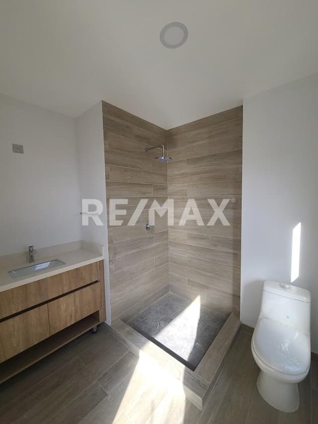 DEPARTAMENTO EN VENTA - CUADRA RESIDENCIAL