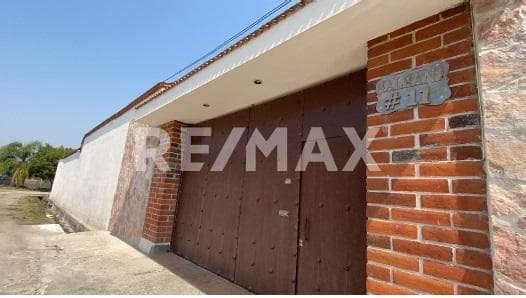 Venta de casa en Cocoyoc, Morelos