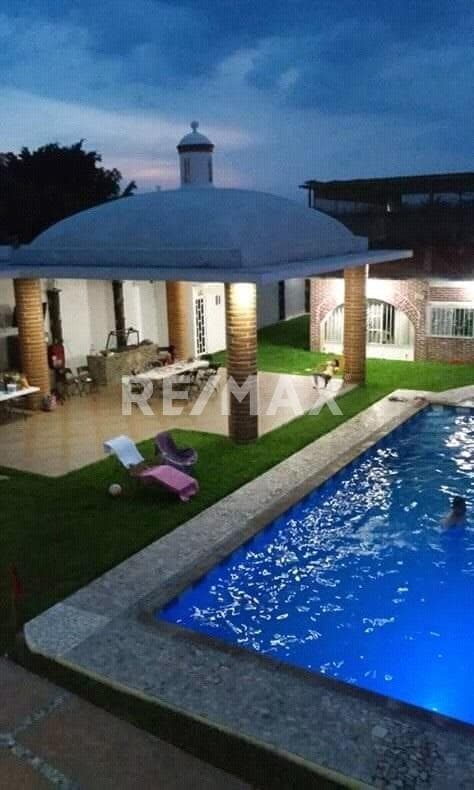 Venta de casa en Cocoyoc, Morelos