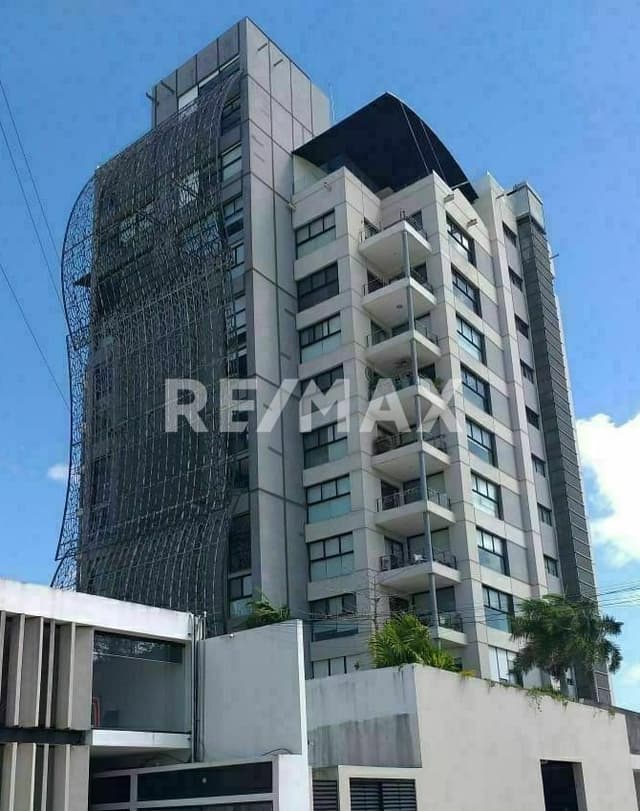 Renta departamento Loft en Edificio Torre Onze, Santa Gertrudis Copo, Merida