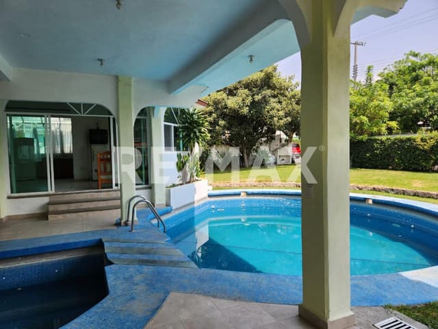VENTA de CASA EN LOMAS DE COCOYOC