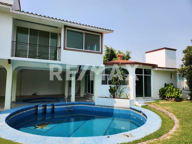 VENTA de CASA EN LOMAS DE COCOYOC