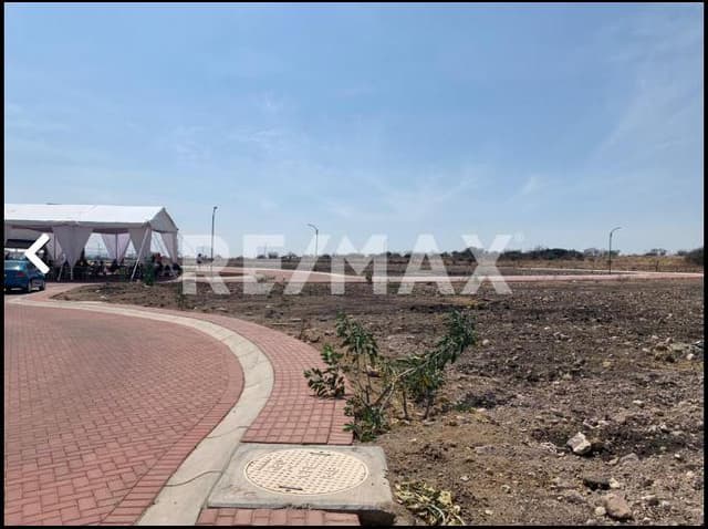 TERRENO EN VENTA