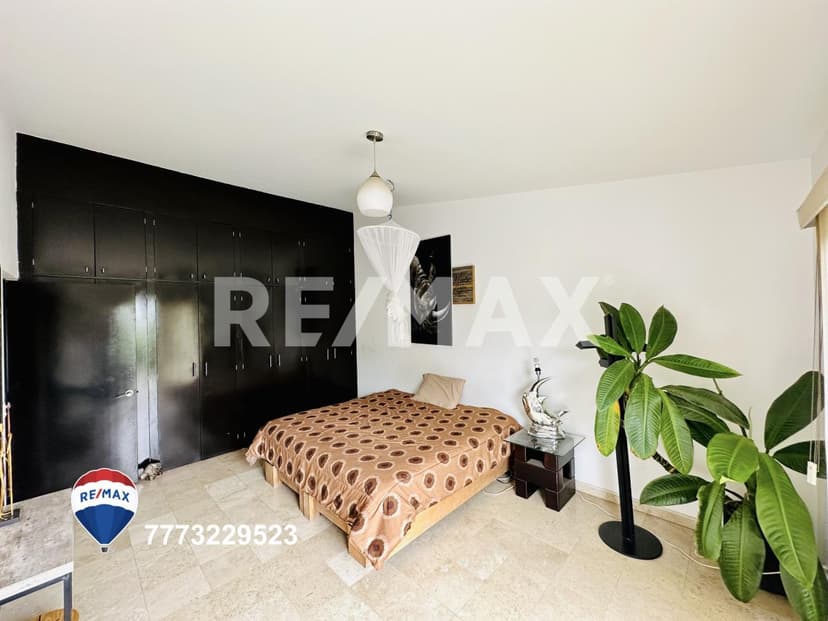 Venta de residencia, Fracc. Leñeros, Vista Hermosa, Cuernavaca, Morelos...Clave 4283