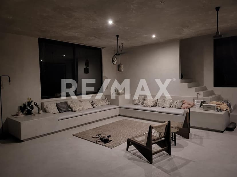 EN RENTA BONITA CASA UBICADA EN MACARIO GÓMEZ, TULUM