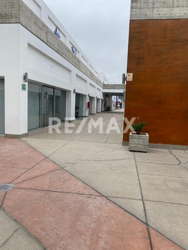 LOCAL EN RENTA DE 52.47 M2, EN BLVD. GUSTAVO DIAZ ORDAZ, TIJUANA B.C.