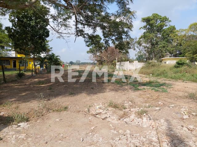 TERRENO EN VENTA