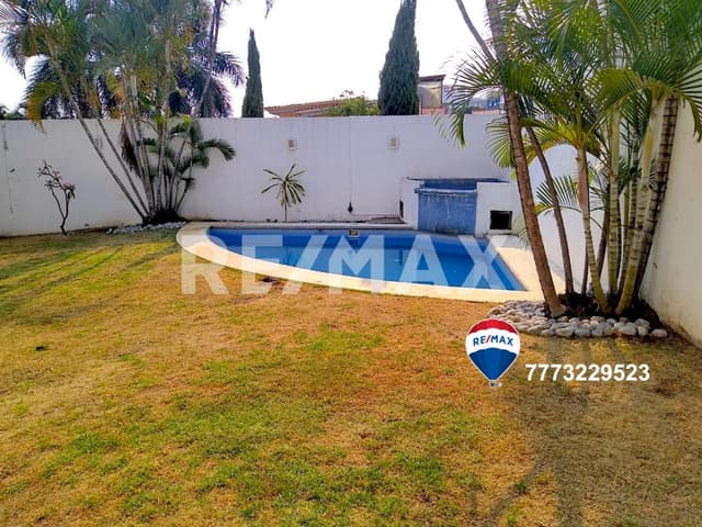 Venta de casa en Villas del Lago, Cuernavaca, Morelos...Clave 4301