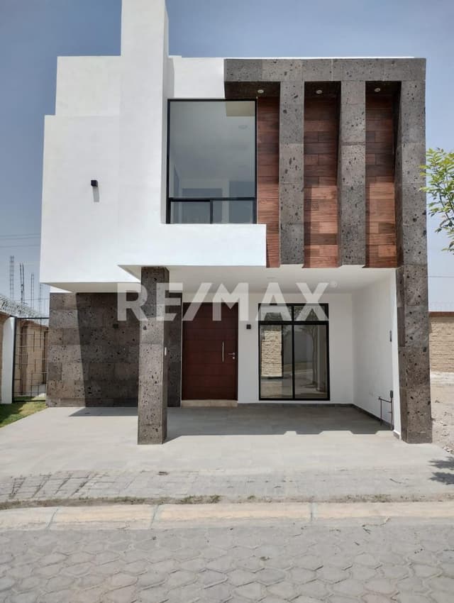 Estrena preciosa Casa Cluster Aguascalientes Lomas de Angelopolis !