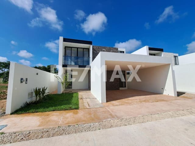 Casa en venta #22 en Privada Varena Living, Santa Gertrudis Copo, Mérida
