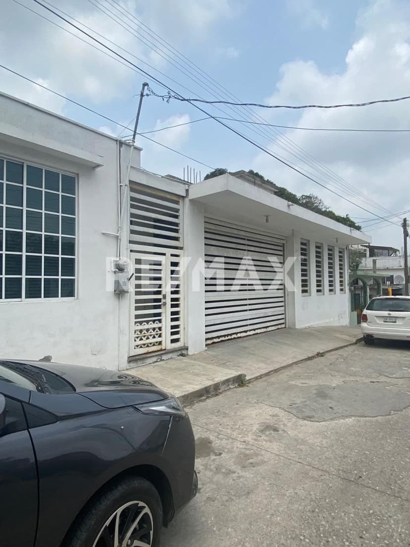 Casa en Venta, Col. La Paz, Tampico