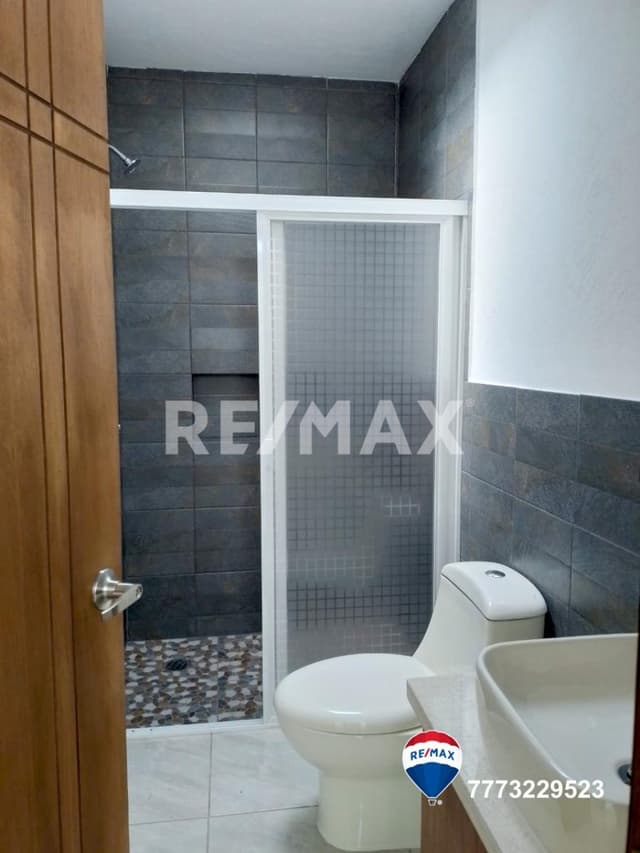 Preventa de casa cerca del centro de Jiutepec, Morelos...Clave 4321
