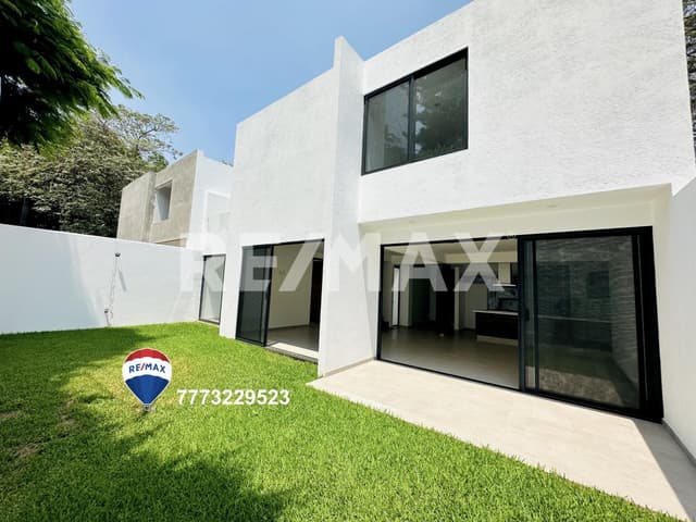 Venta de casa nueva, Lomas de San Antón, Cuernavaca, Morelos...Clave 4326