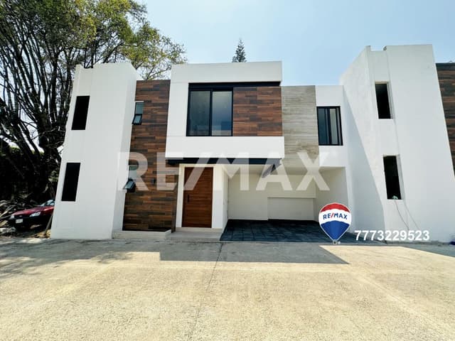 Venta de casa nueva, Lomas de San Antón, Cuernavaca, Morelos...Clave 4326