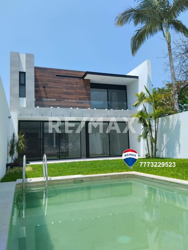 Venta de casa en Fracc. Maravillas, Cuernavaca, Morelos...Clave 4328