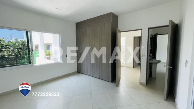 Venta de casa el Lomas de Cortes, Cuernavaca, Morelos...Clave 4329