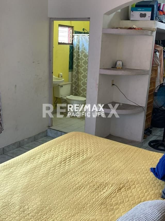 CASA EN VENTA EN FEDERICO VELARDE