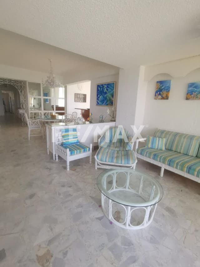 EXCLUSIVO DEPARTAMENTO EN VENTA