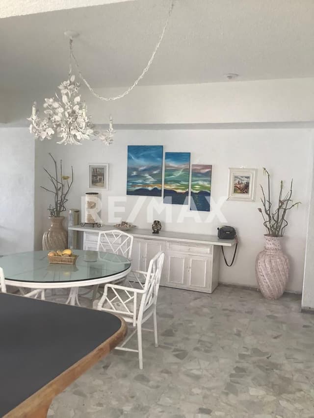 EXCLUSIVO DEPARTAMENTO EN VENTA