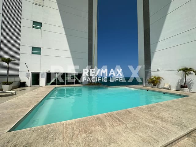 CONDOMINIO EN VENTA EN TORRE EME