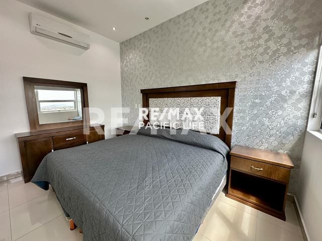 CONDOMINIO EN VENTA EN TORRE EME