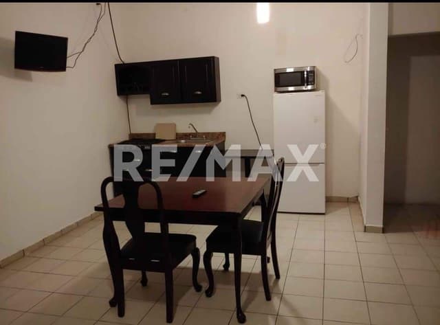 Casa en venta- Jardín Dorado