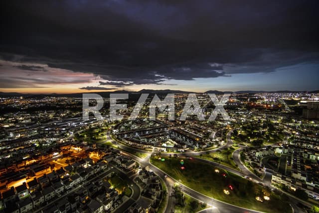 DEPARTAMENTO EN VENTA EN JURIQUILLA TOWERS 