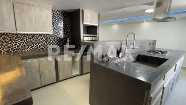 LGH   Casa en Venta en Colonia Boulevares, Naucalpan de Juárez