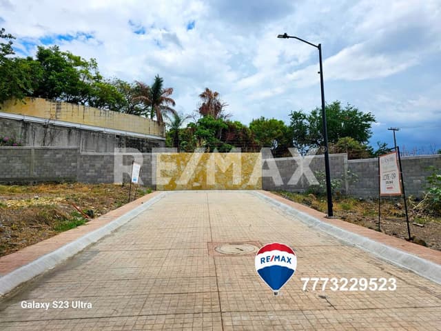 Venta de lotes de terreno, Av. Poder Legislativo, Cuernavaca...Clave 4358