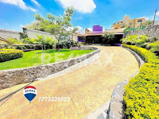Venta de casa, un nivel, Fracc. Brisas, Temixco, Morelos...Clave 4369