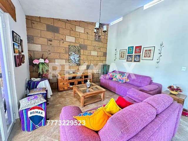 Venta de casa, un nivel, Fracc. Brisas, Temixco, Morelos...Clave 4369