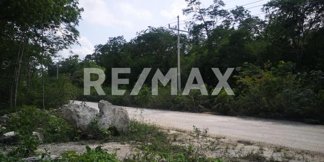 EN VENTA TERRENO DE 680 m2 EN FRANCISCO UH MAY, TULUM