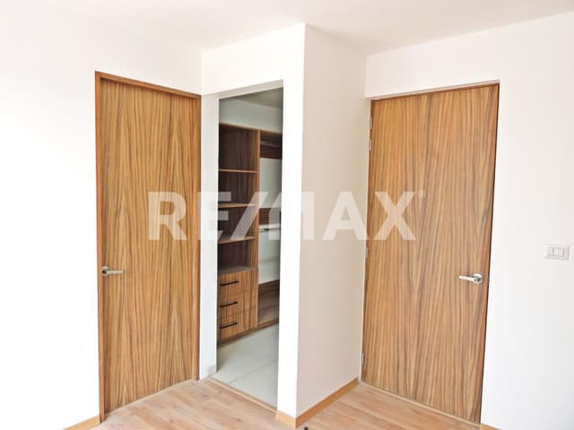 VENTA DE CASA EN MEXICALTZINGO "CONDOMINIO ROMA"