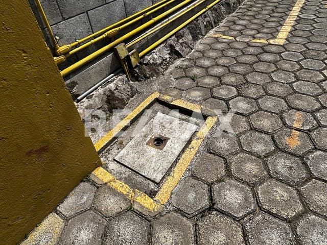 EN VENTA TERRENO COMERCIAL H500A CON SERVICIOS E INSTALACIONES, METEPEC ESTADO DE MEXICO