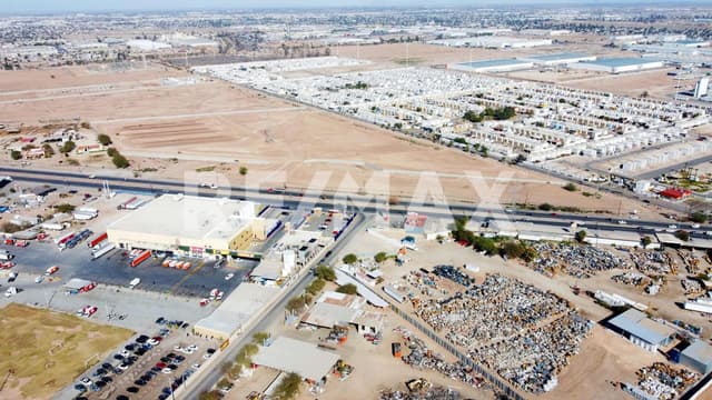 TERRENO COMERCIAL EN VENTA 