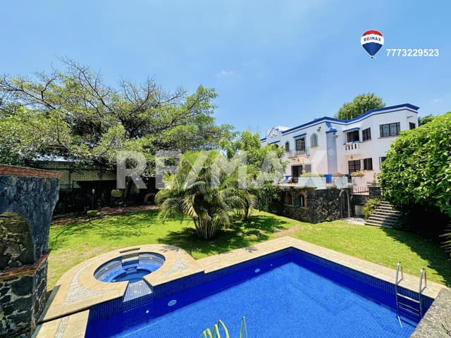 Venta de casa, Tétela del Monte Cuernavaca, 1760 m2...Clave 4386