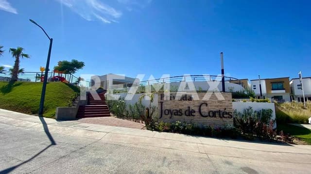 Joyas de Cortes 2626 Catania - MLS# 23-2811