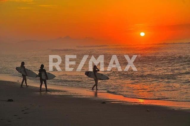 ONE BED CONDO B02 SUN&SEA CONDOS B02 - MLS# 23-2566