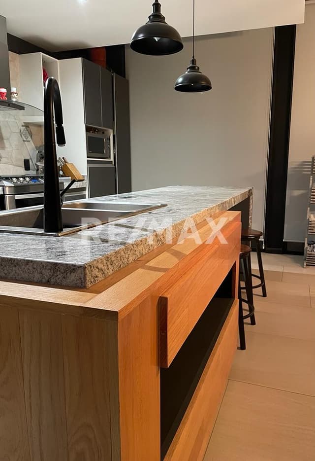 CASA GARAMBULLO ZIBATÁ EN VENTA RCV230809-RHG