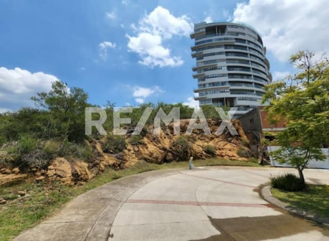 VENTA TERRENO EN BOSQUE REAL