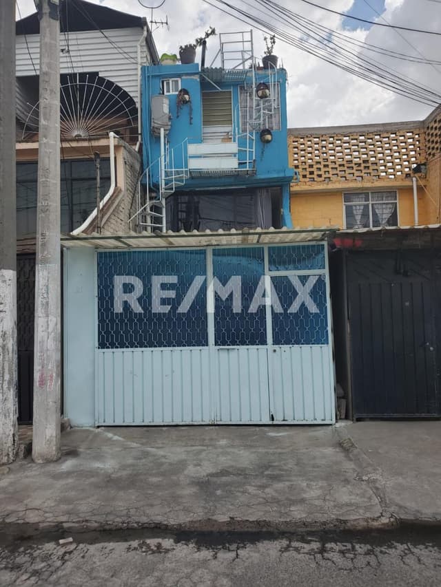 BOG   SE VENDE CASA EN ECATEPEC