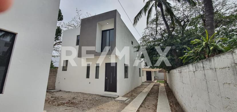 CASA EN VENTA