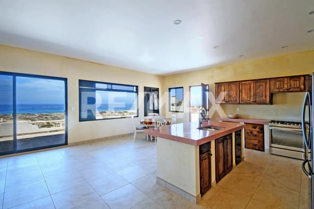 Casa Surf In-Surf Out, Pacific - MLS #23-1860